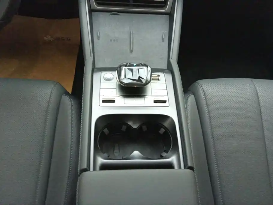 BYD Qin L — миниатюра 16