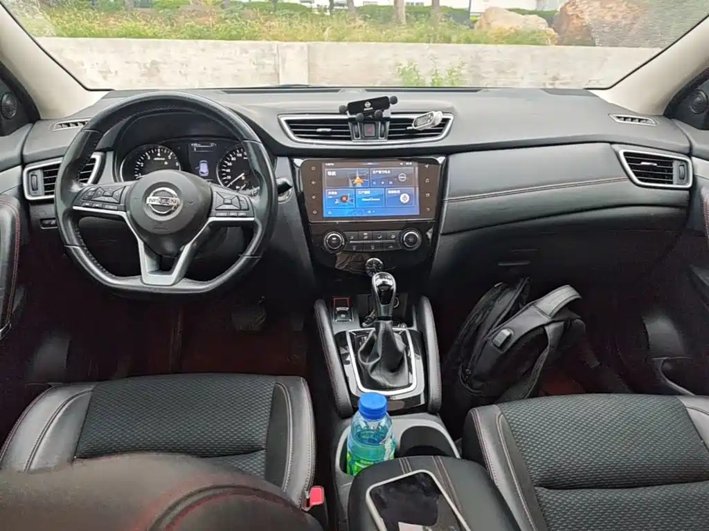 Nissan Qashqai — миниатюра 10