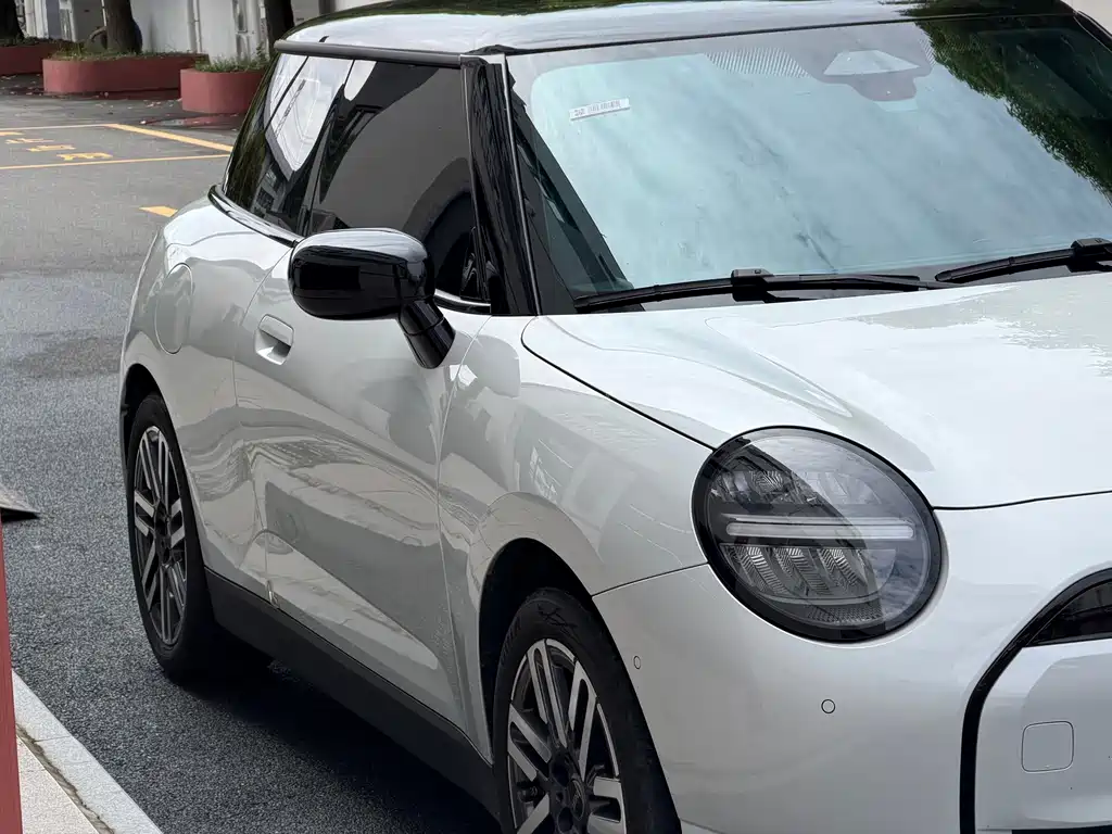 MINI MINI COOPER EV — миниатюра 4