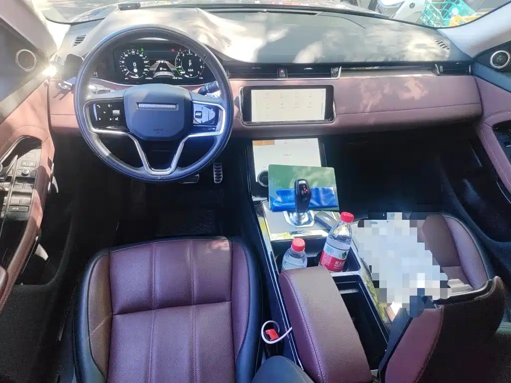 Land Rover Evoque PHEV — миниатюра 10