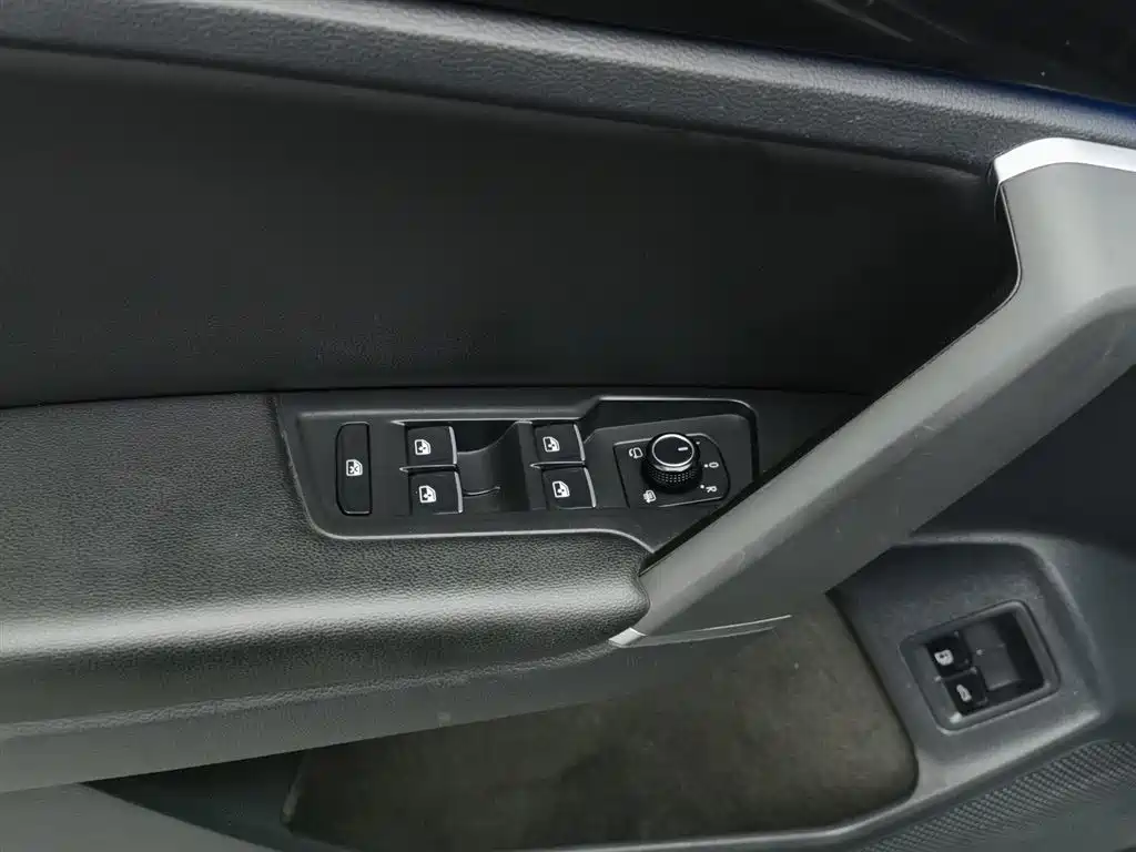 VOLKSWAGEN TANYUE GTE PLUG IN HYBRID