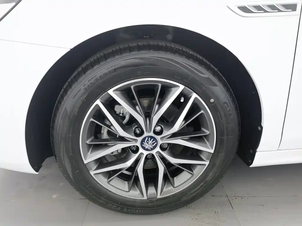 BYD Qin PLUS — миниатюра 17