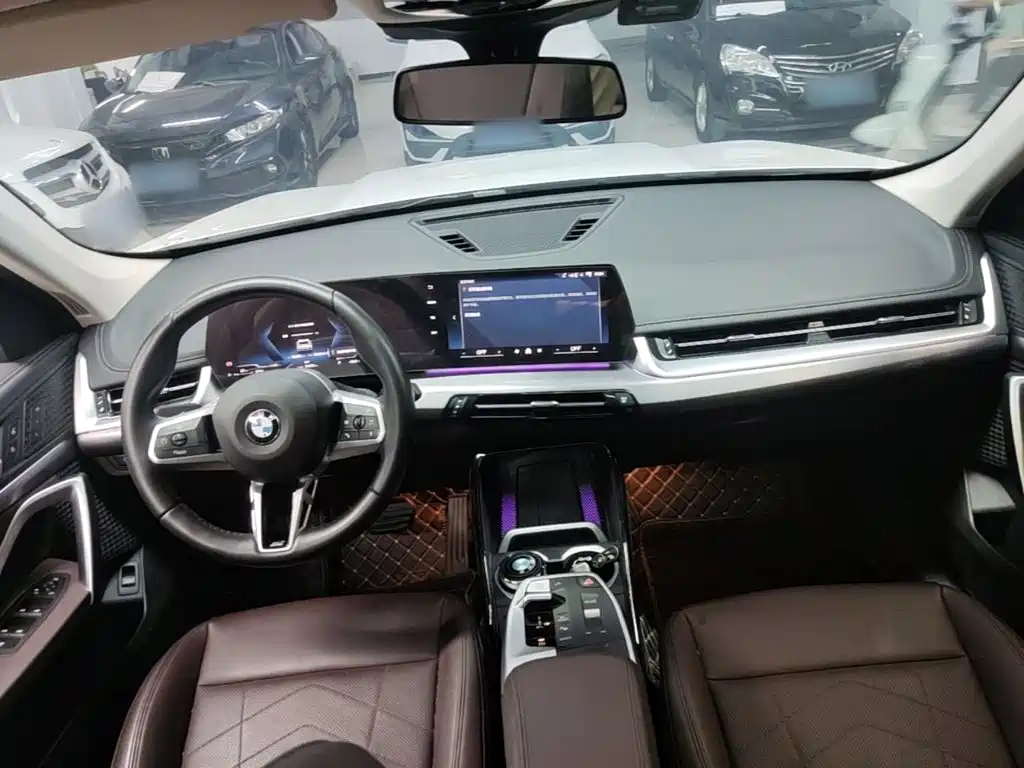 BMW X1 — миниатюра 10