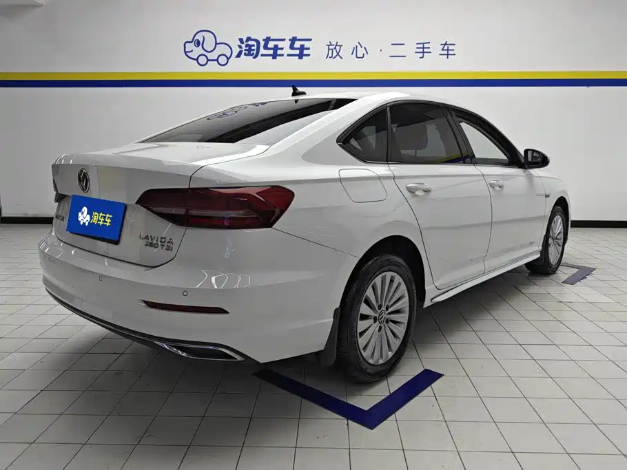 Volkswagen Lavida — миниатюра 3