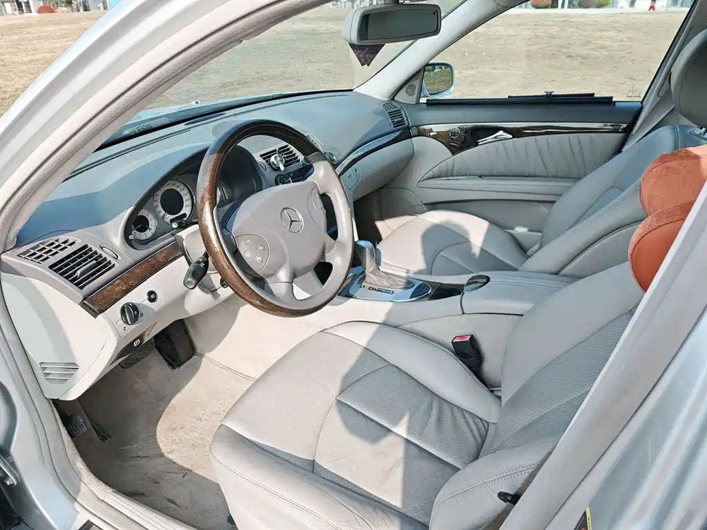 Mercedes-Benz E-Class E 2005 E 280