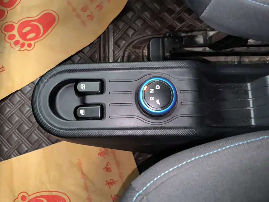 Wuling MINIEV — миниатюра 14