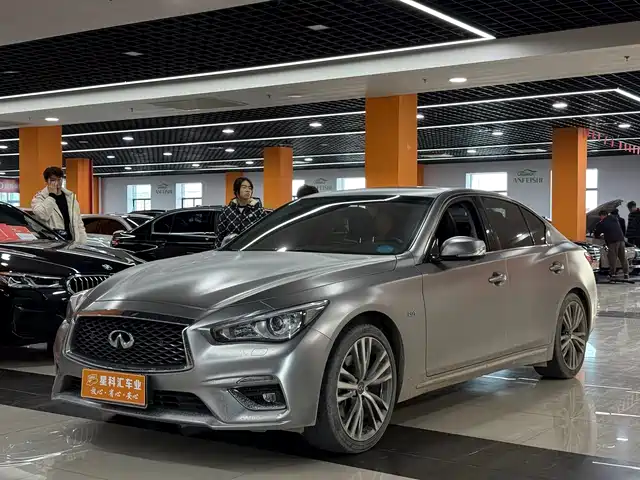INFINITI Q50L