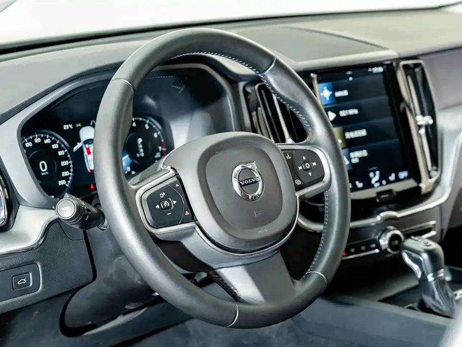 Volvo XC60 — миниатюра 10