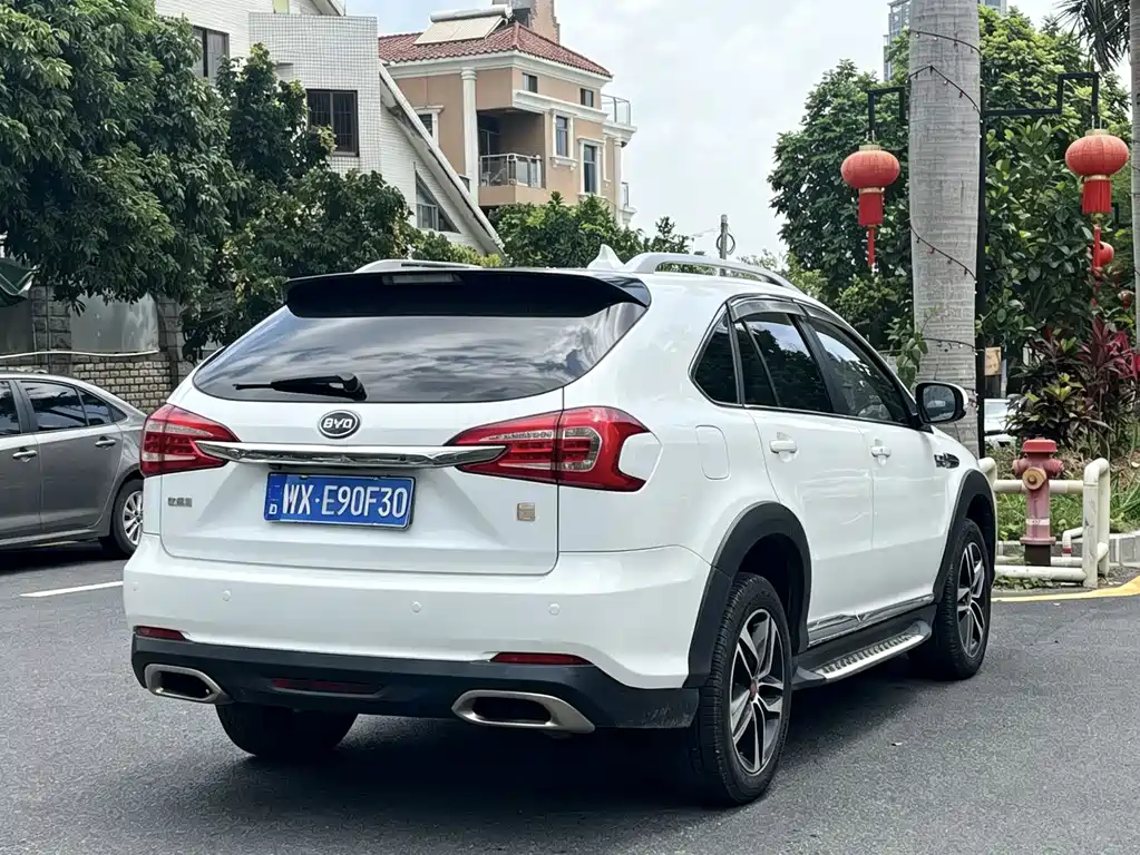 BYD Tang New Energy — миниатюра 6