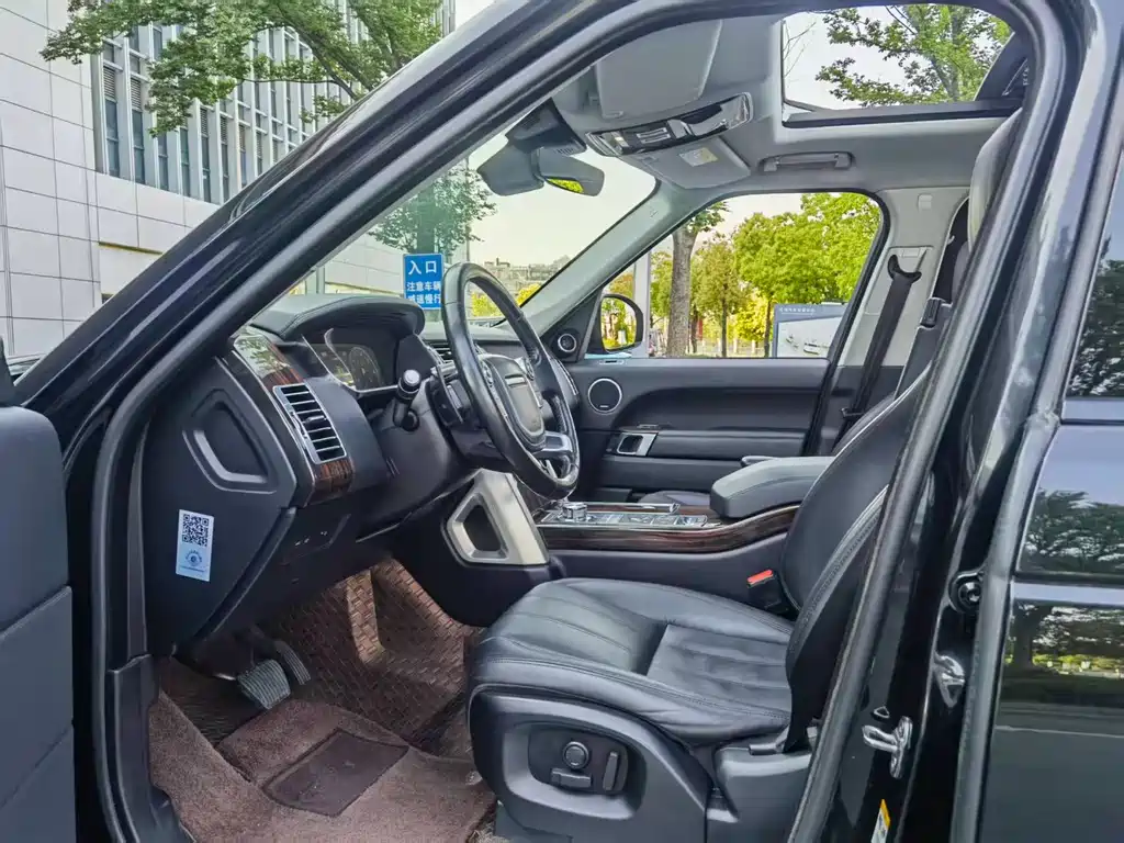Land Rover Range Rover 2016 3.0 SC V6 Vogue Long Wheelbase