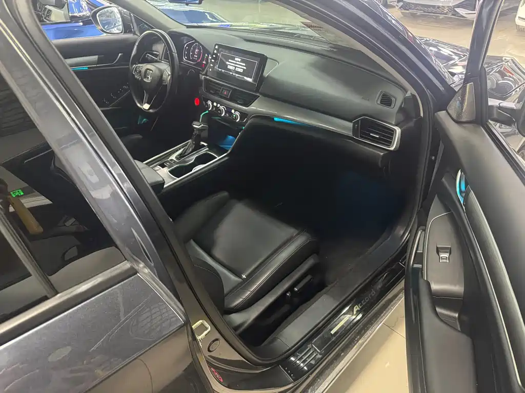 Honda Accord — миниатюра 15