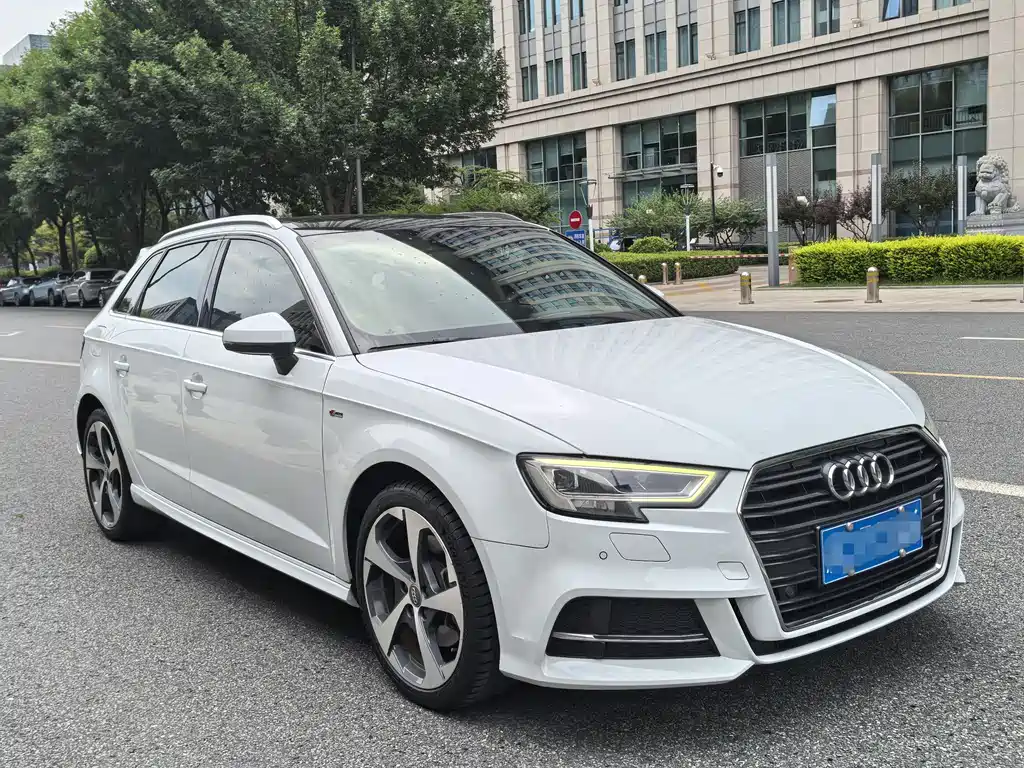 Audi A3 2019 Sportback 40 TFSI Sport VI