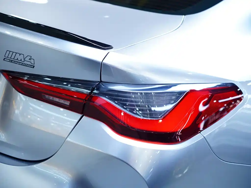 BMW M4 — миниатюра 28