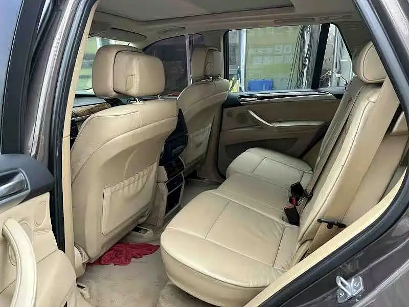 BMW X5 (Import) — миниатюра 6