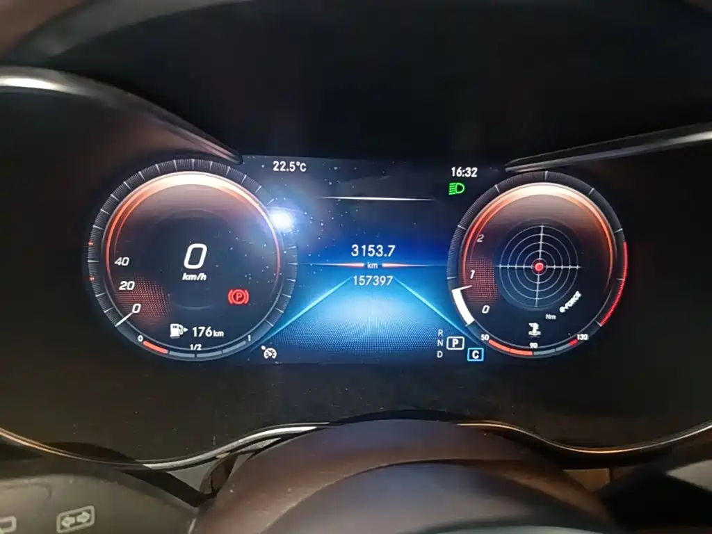 Mercedes-Benz GLC — миниатюра 12