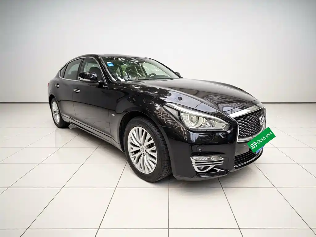Infiniti Q70 — миниатюра 24