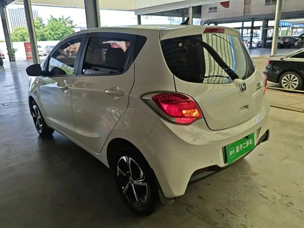 Changan Benben E-Star — миниатюра 5