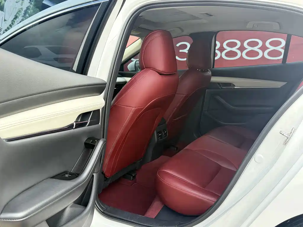Mazda 3 Axela — миниатюра 6