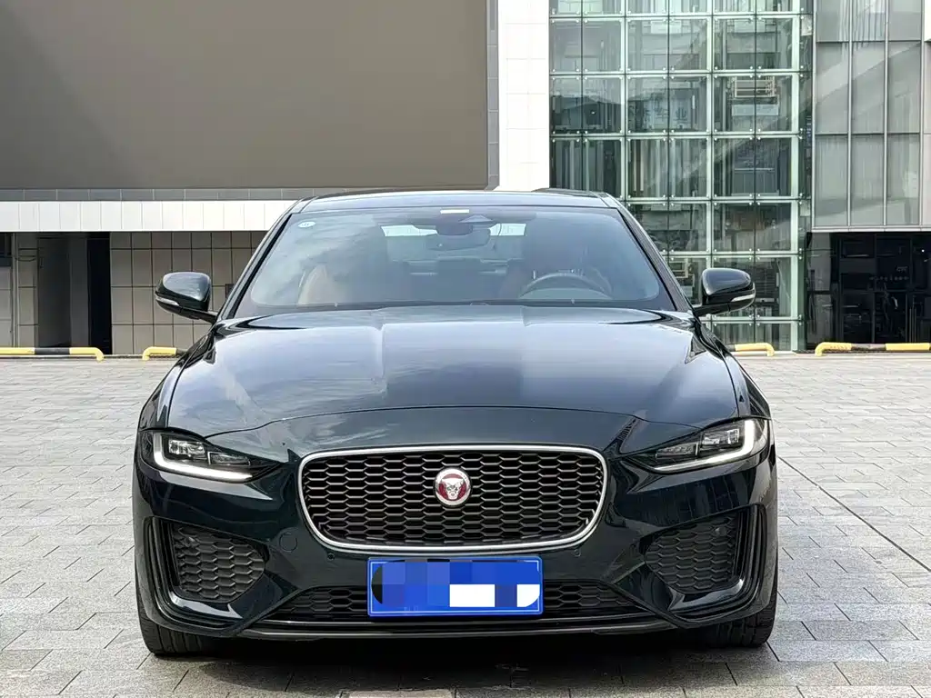 Jaguar XEL — миниатюра 2