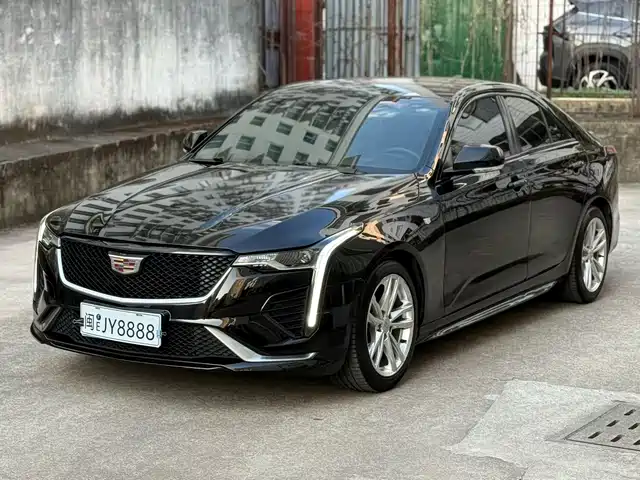 CADILLAC CT4