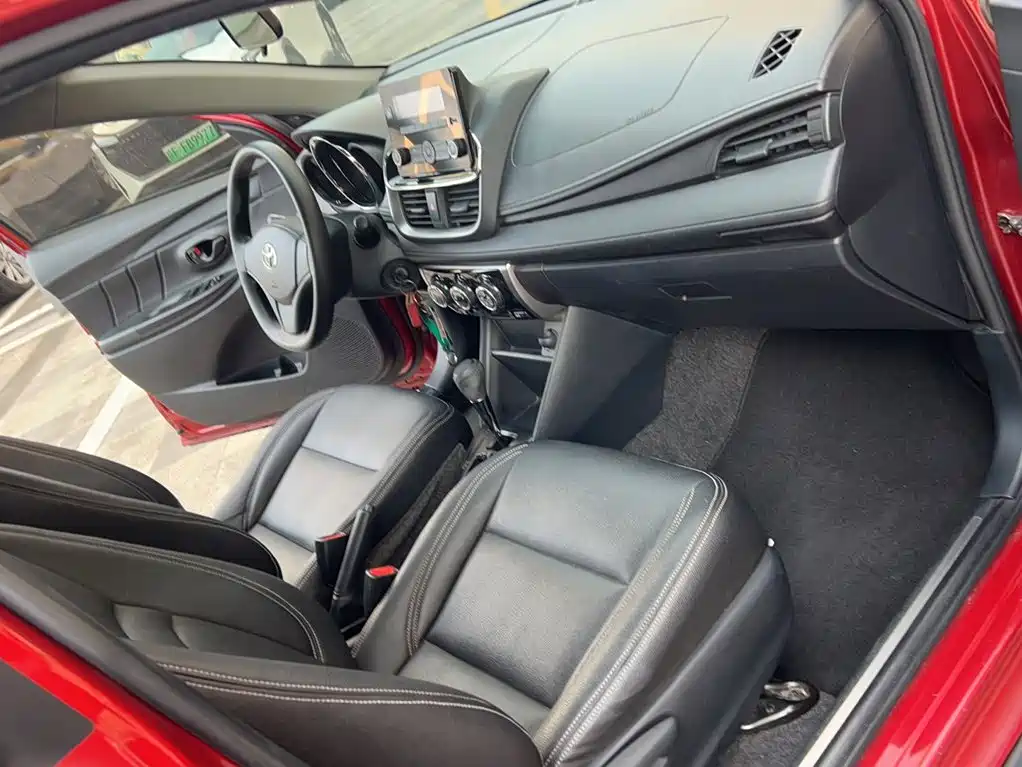 Toyota Yaris L — миниатюра 16