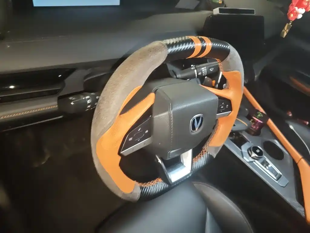 Changan UNI-V — миниатюра 6