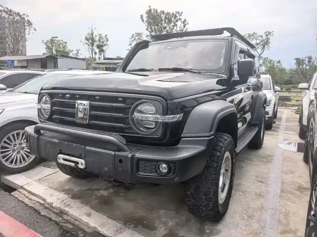 Tank 300