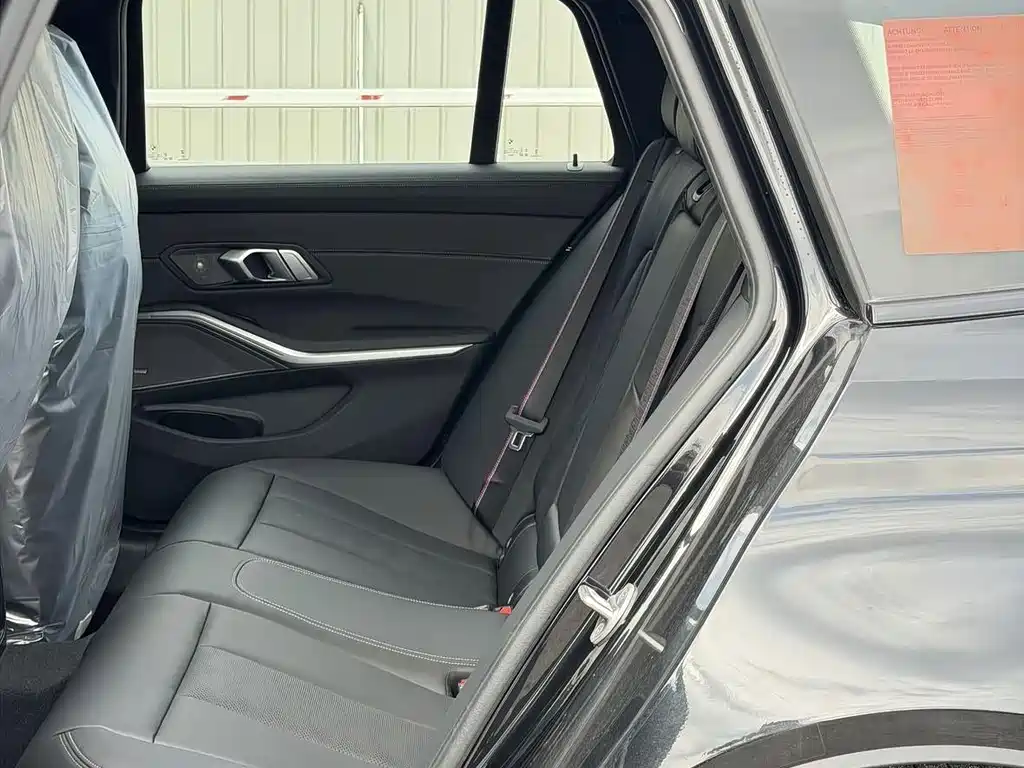 BMW M3 — миниатюра 5