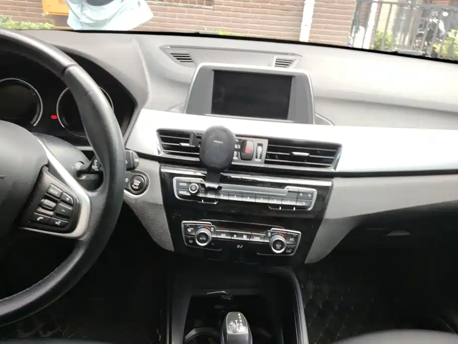 BMW X1 — миниатюра 13