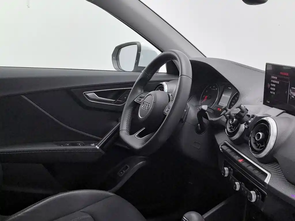 Audi Q2L — миниатюра 22