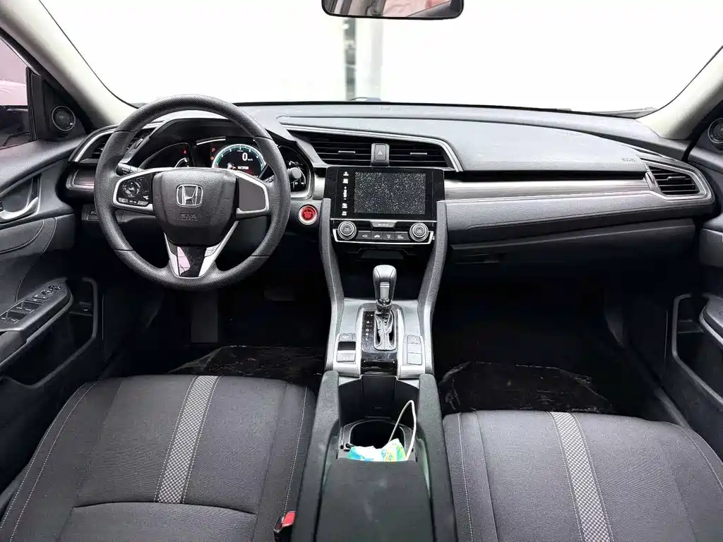 Honda Civic — миниатюра 11