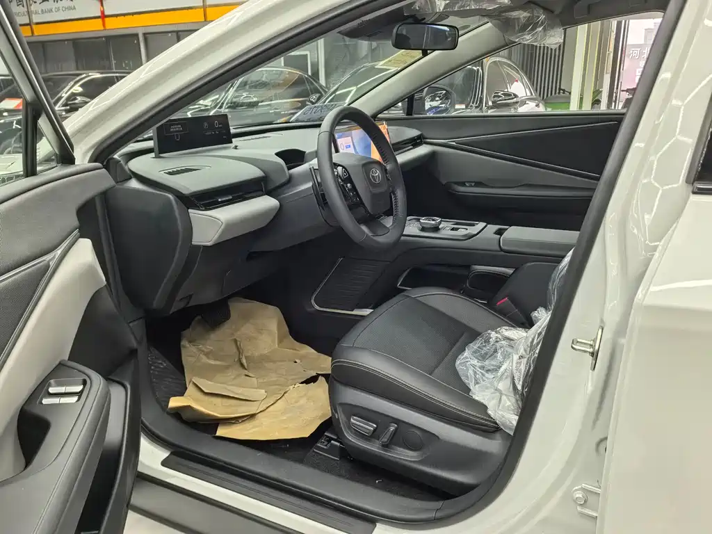 Toyota bZ5 2025 550 PRO