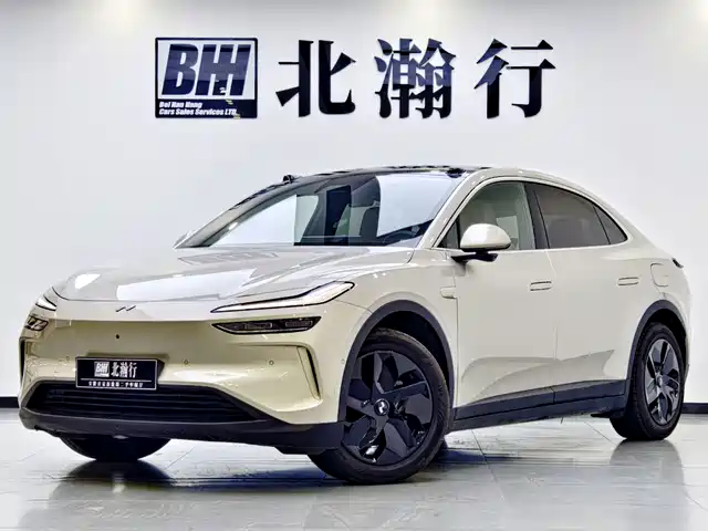 2025 Nio L60