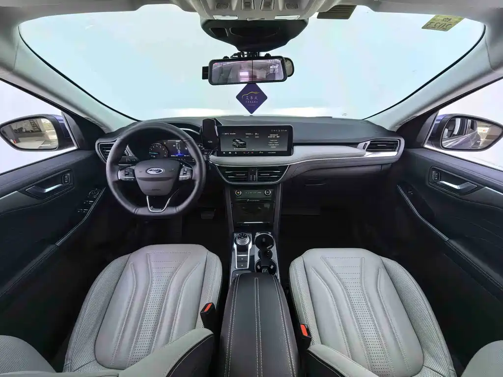 Ford Escape — миниатюра 11