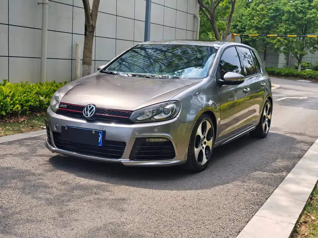Volkswagen Golf GTI 2012