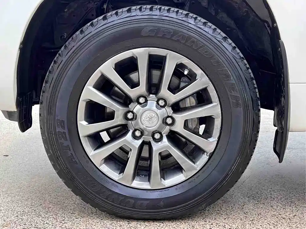 Toyota Prado (Import) — миниатюра 6