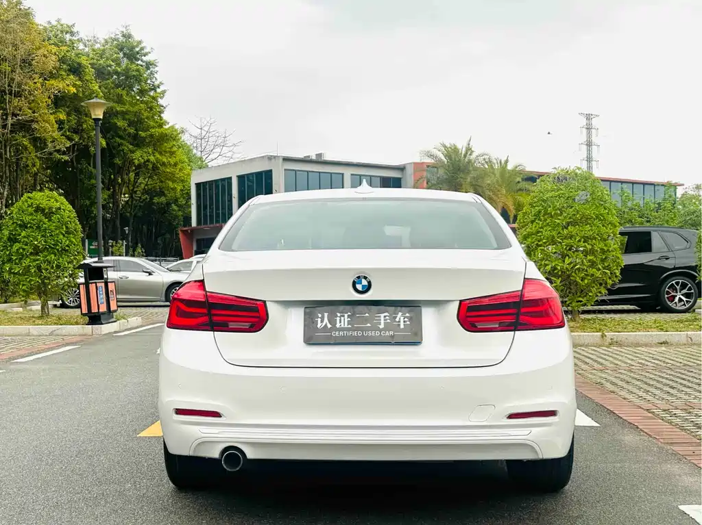 BMW 3 Series 3 2017 318i Fashion