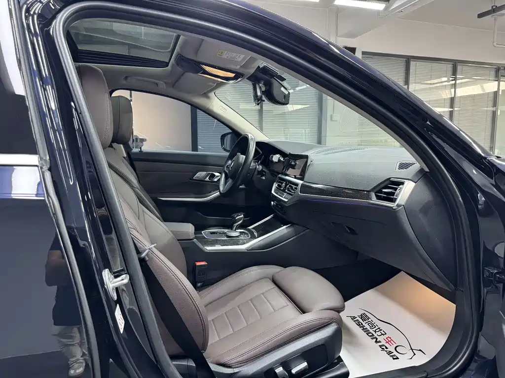 BMW 3 Series — миниатюра 13