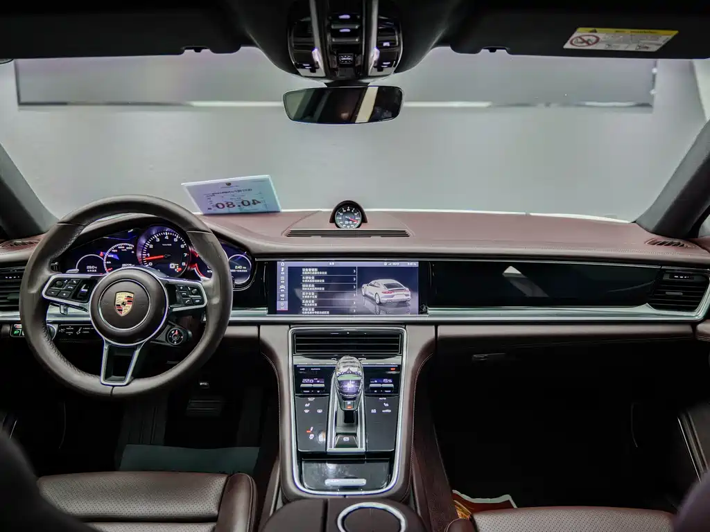 Porsche Panamera — миниатюра 12