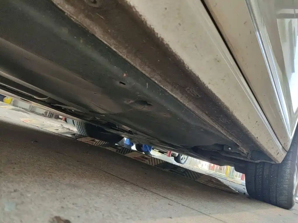 Volkswagen Passat PHEV — миниатюра 18