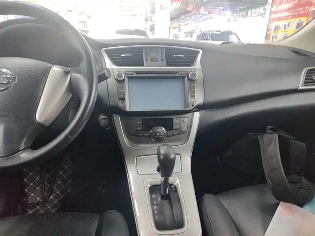 Nissan Sylphy — миниатюра 13