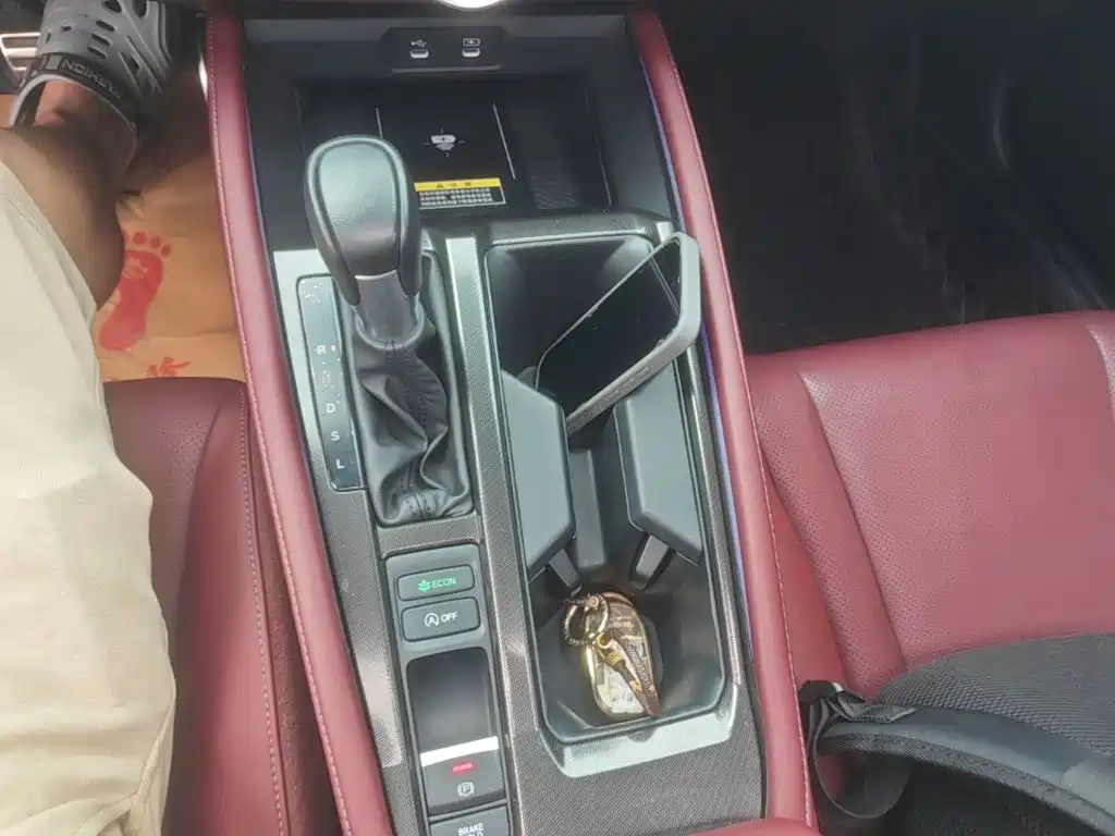 Honda Accord — миниатюра 14