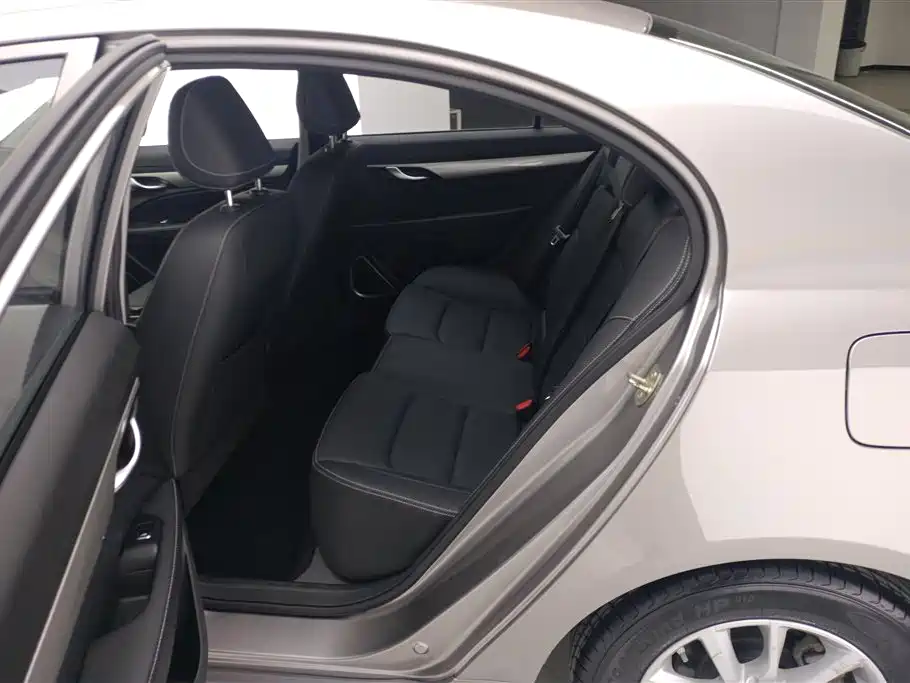 GEELY AUTOMOBILE EMGRAND