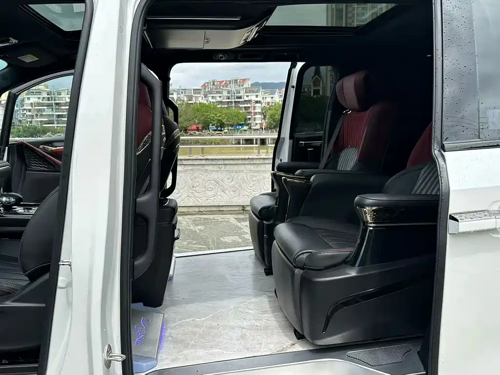 GAC Motor Trumpchi M8 — миниатюра 6