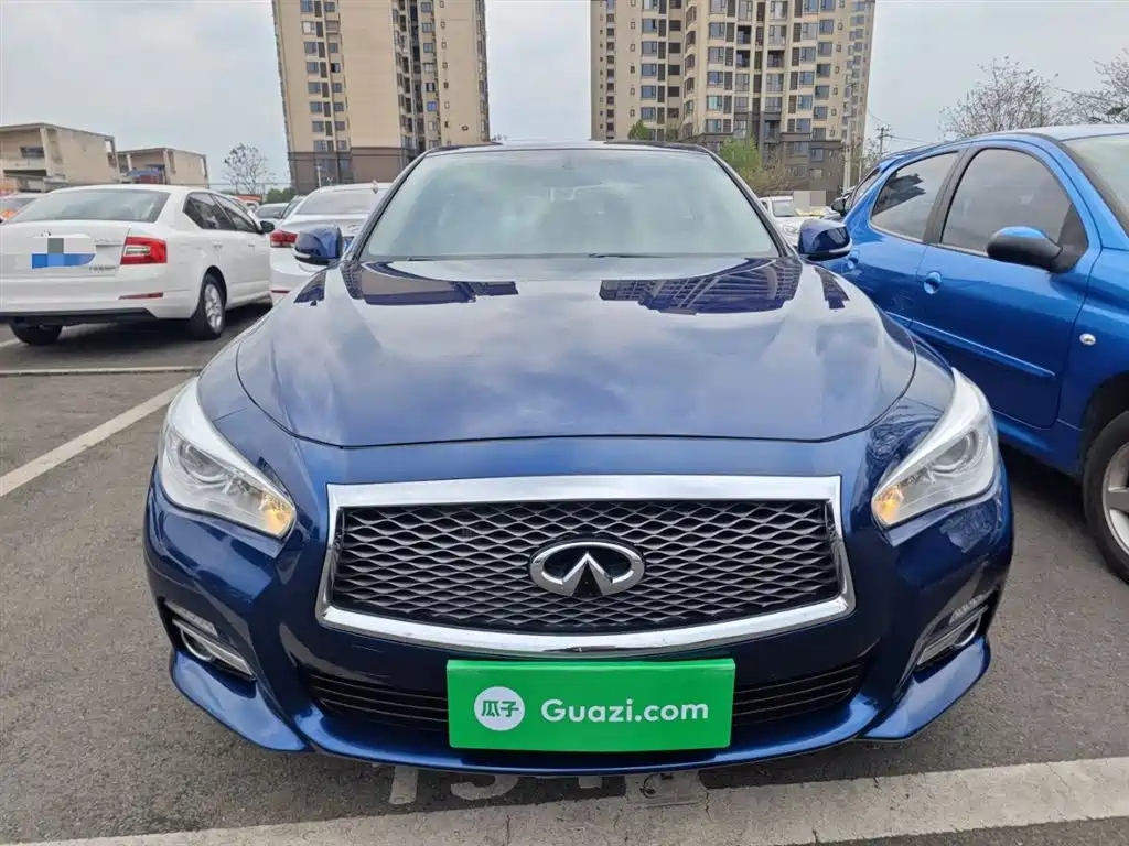 Infiniti Q50L 2016 2.0T Comfort