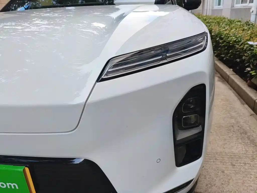 NIO ES8 — миниатюра 24