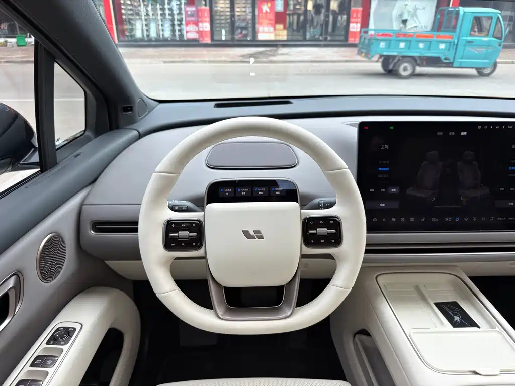 Li Auto Идеальный i6 — миниатюра 10