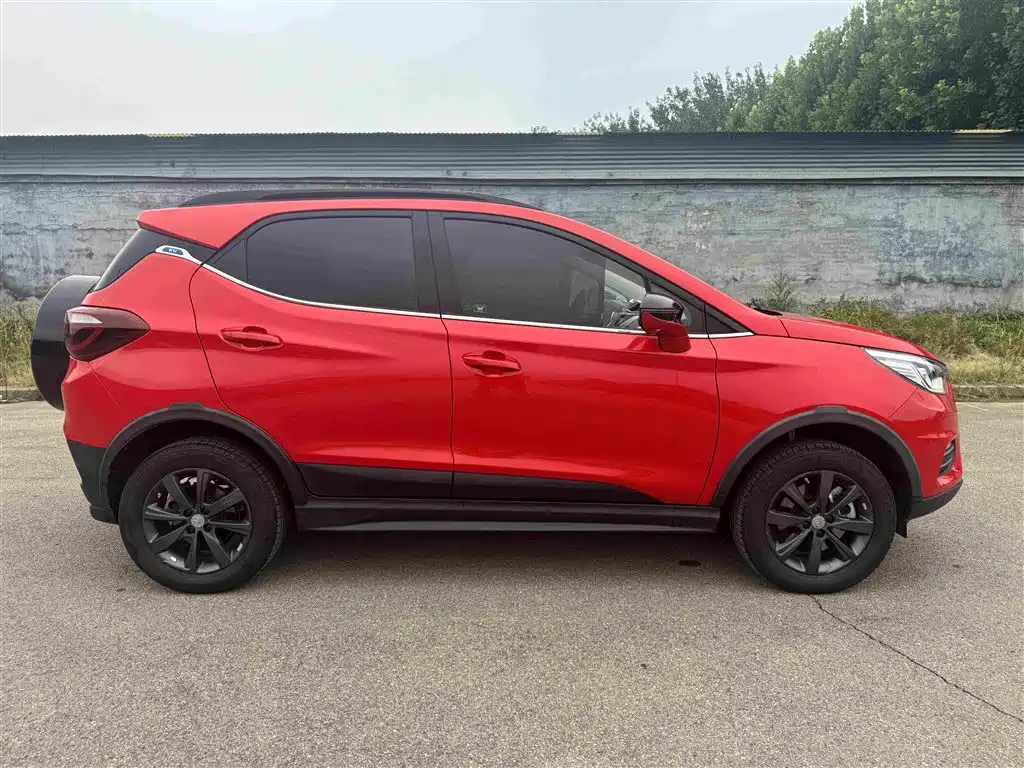 BYD Yuan EV — миниатюра 15