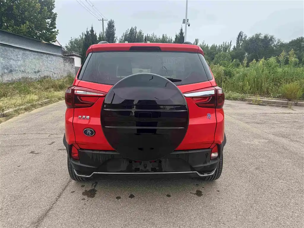 BYD Yuan EV — миниатюра 18