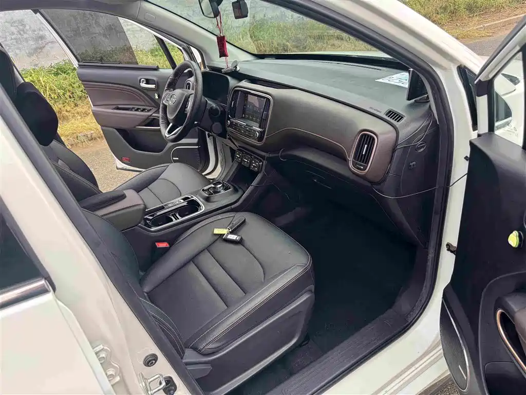 Aion Trumpchi GE3 — миниатюра 10